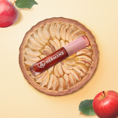 Apple Pie Babe